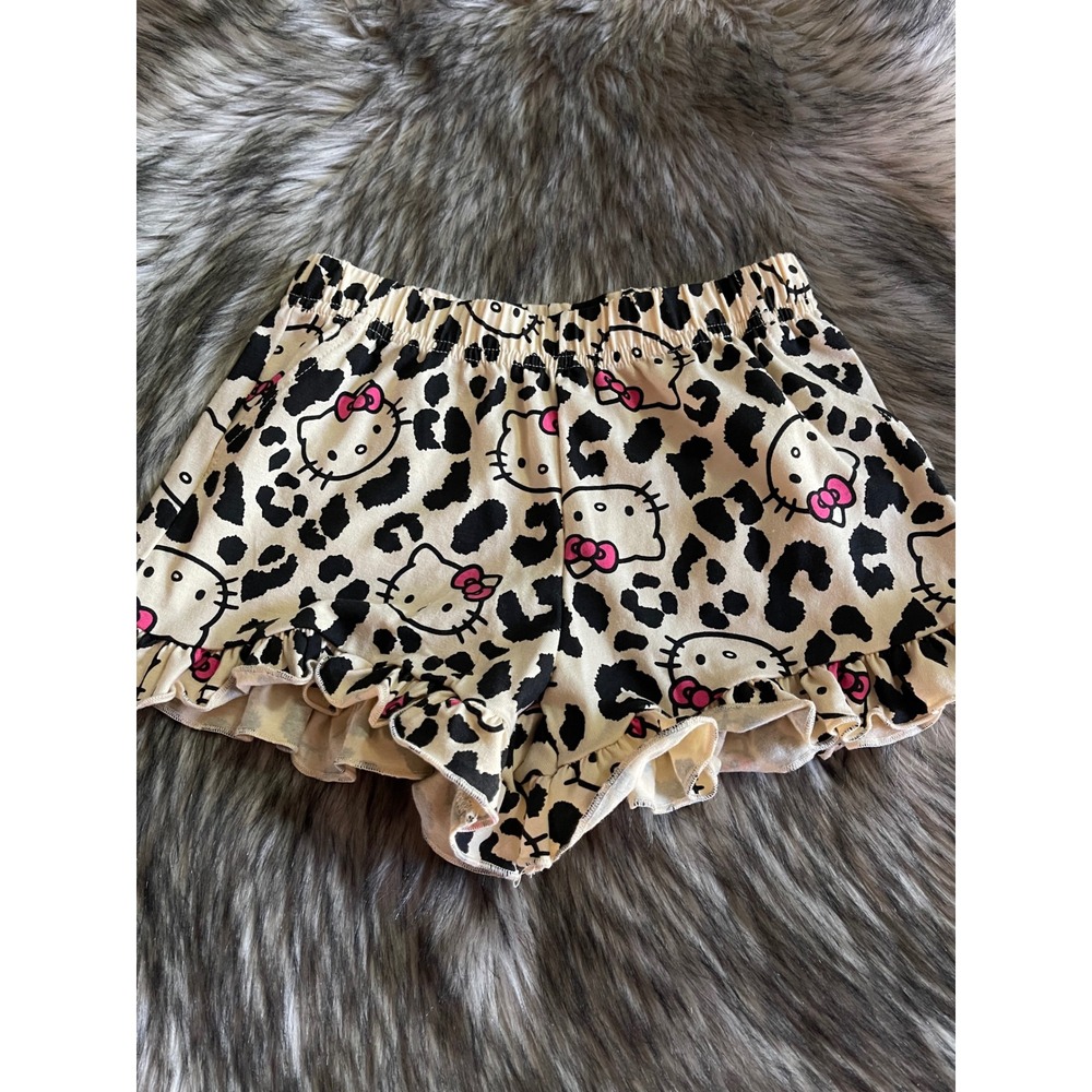 Sanrio Hello Kitty Girl's Cream Leopard Shorts Ruffled Hem Size 5/6 Used